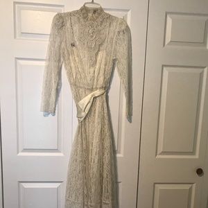 vintage wedding dress